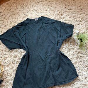 Gildan Men's Short Sleeve Tee - Black athletic thick t shirt